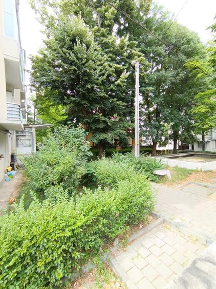 Apartament cu 2 camere semidecomandat în Mărășești