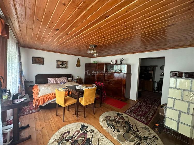 Casă cu 4 camere cu Teren 647 Mp în Central