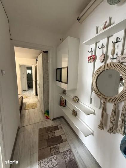Apartament 2 camere semidecomandat, 42 mp, zona Craiovita Noua - 1