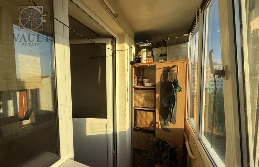 Apartament cu 2 camere decomandat, mobilat în Brâncoveanu