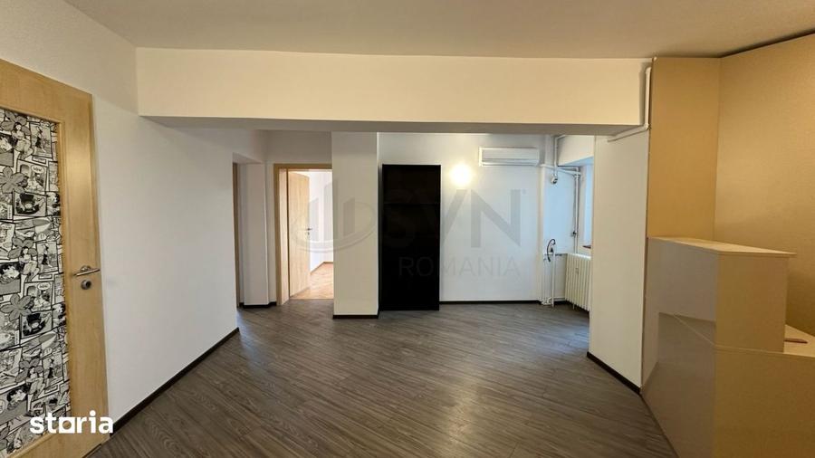 Apartament cu 6 camere decomandat în Alba Iulia