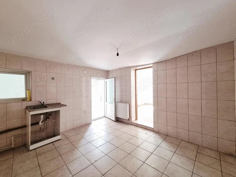 Casă cu 5 camere cu Canalizare în Țiglina 1