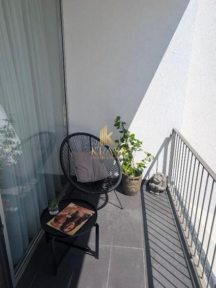 Apartament cu 3 camere decomandat, mobilat în Victoriei