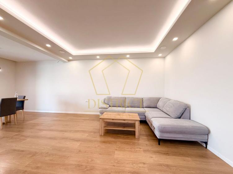 Duplex cu 5 camere cu Canalizare în Dumbrăvița