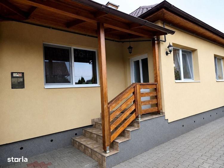 Proprietate cu doua locuinte, garaj incalzit, foisor, 600 mp in Ernei - 10