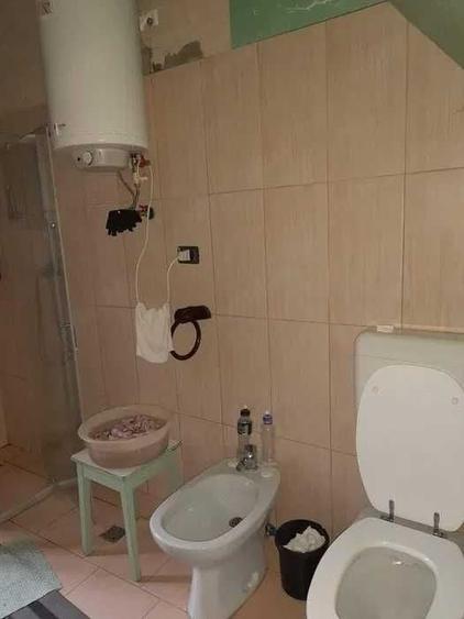 Casă cu 4 camere în Corbești