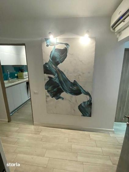 Apartament cu 2 camere decomandat în Craiovița Nouă