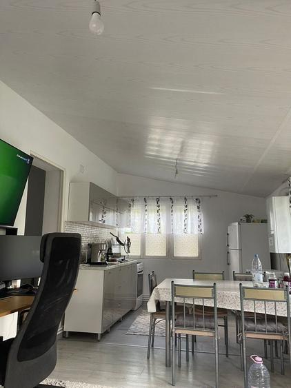 Casă cu 3 camere cu Teren 800 Mp în Valea
