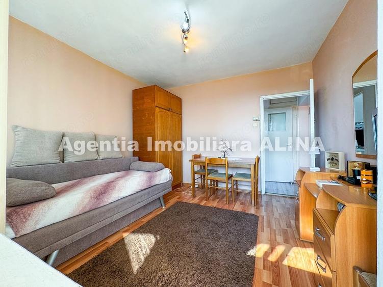 Apartament cu 2 camere decomandat în Gojdu