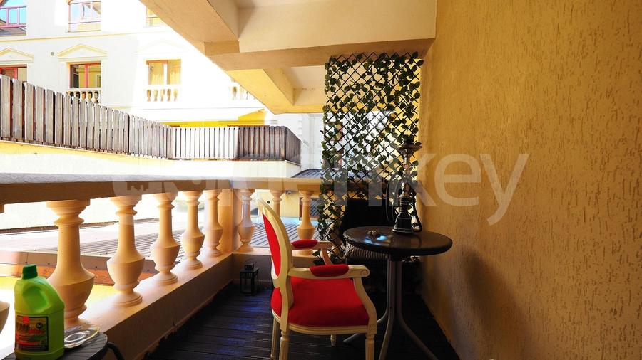 Apartament cu 3 camere semidecomandat în Herăstrău