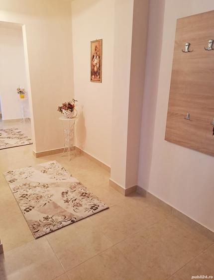 Apartament cu 3 camere decomandat în Sebeș