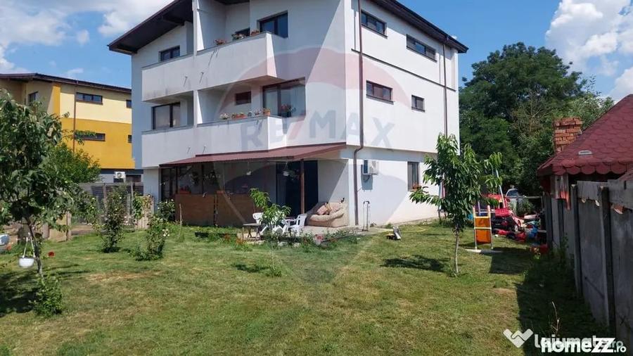 Casă cu 6 camere cu Teren 480 Mp în Tărtășești