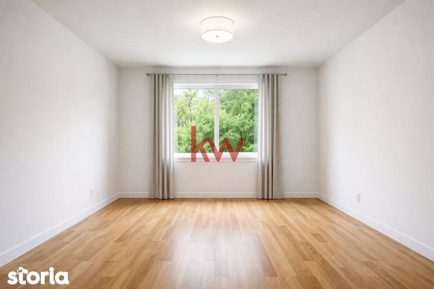 Apartament cu 3 camere semidecomandat în Alexandru cel Bun