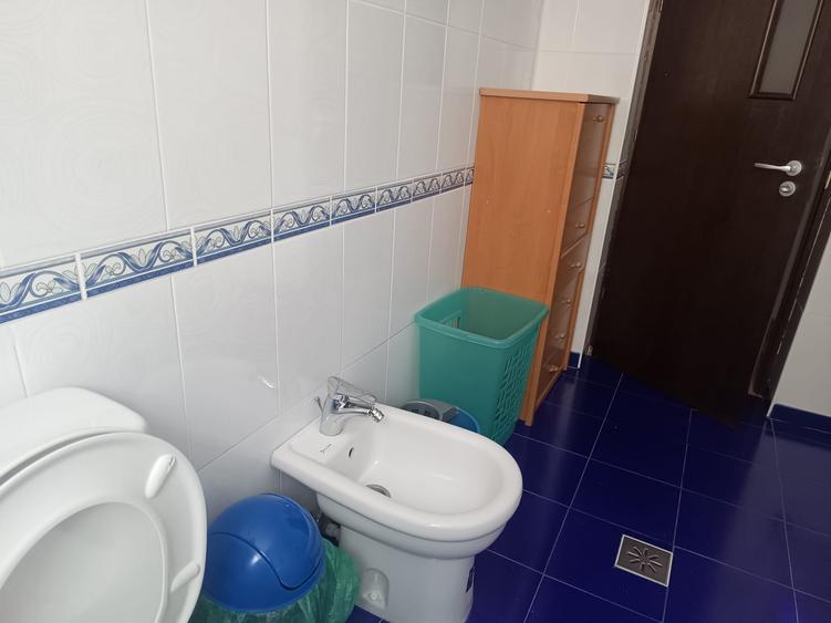 Casă cu 4 camere cu Teren 200 Mp în Mărgeanului