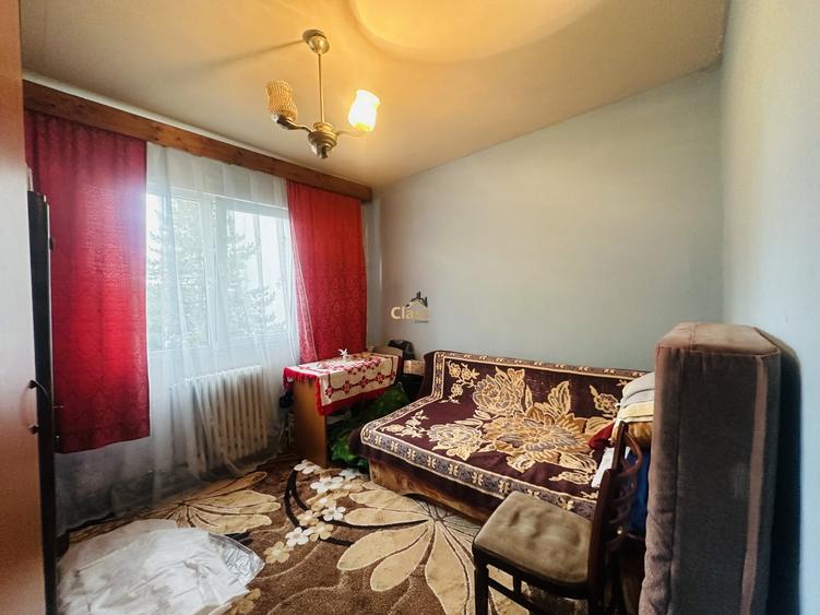 Apartament cu 3 camere semidecomandat, mobilat în Mănăștur