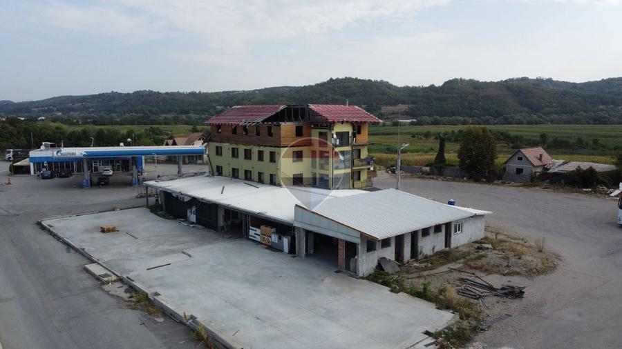 Teren Construcții intravilan de 6526 mp, în Veștem