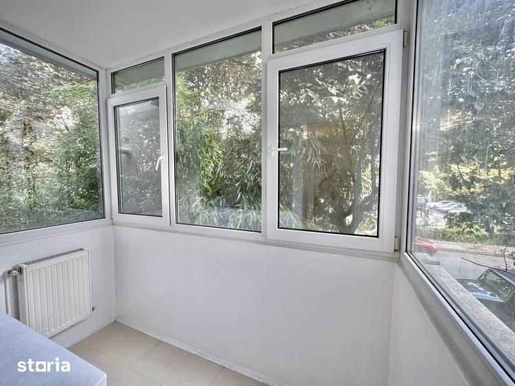 Apartament cu 2 camere semidecomandat în Cornișa