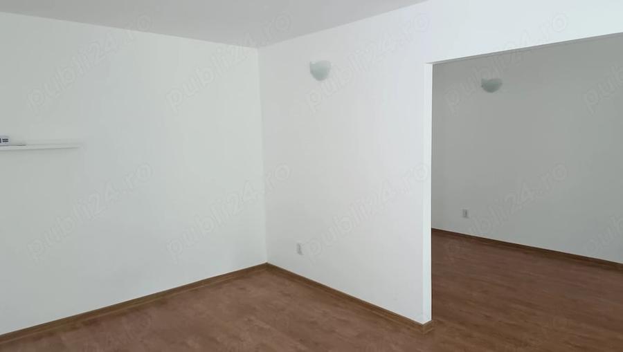 Apartament cu 3 camere nedecomandat în Central