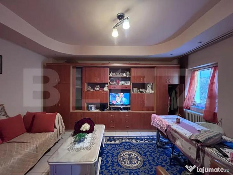 Casă cu 4 camere cu Teren 207 Mp în Central