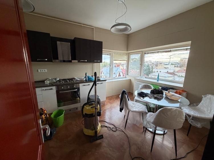 Apartament cu 2 camere în Unirii