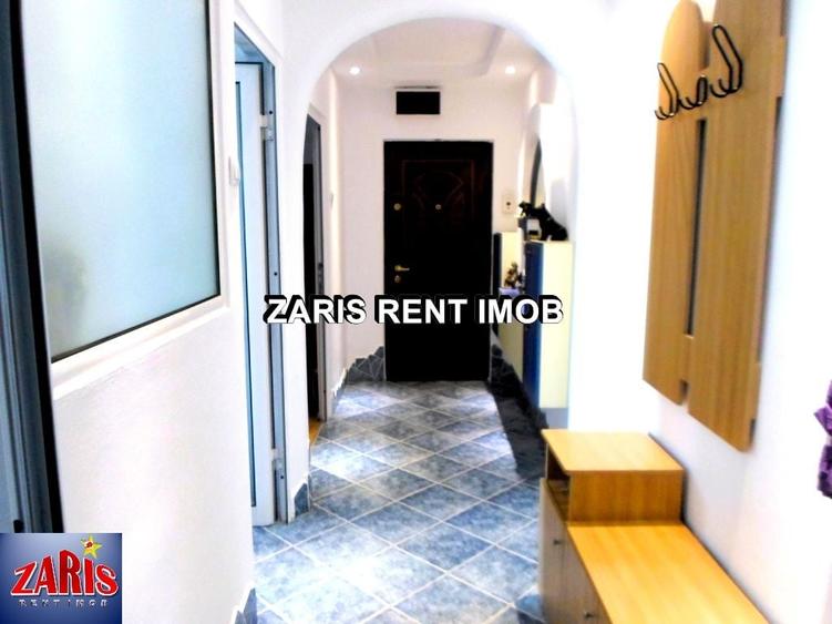 Apartament cu 3 camere semidecomandat în Vest