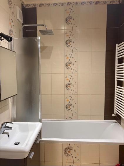 Apartament cu 2 camere decomandat în Exterior Vest