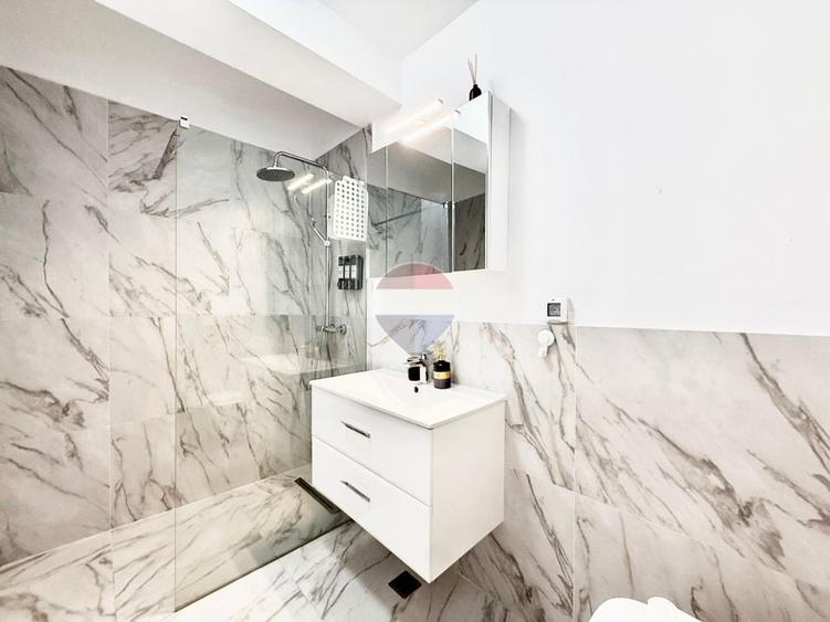 Apartament cu 2 camere semidecomandat, mobilat în Floreasca