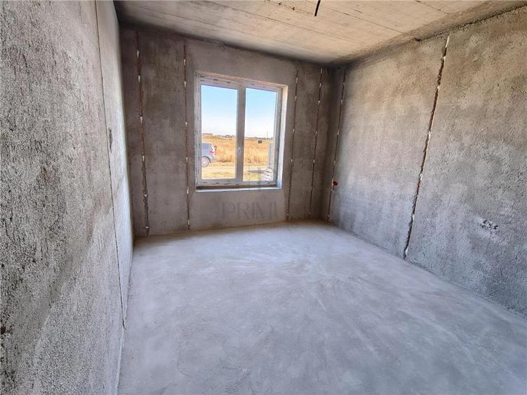 Duplex cu 3 camere cu Teren 310 Mp în Moșnița Nouă