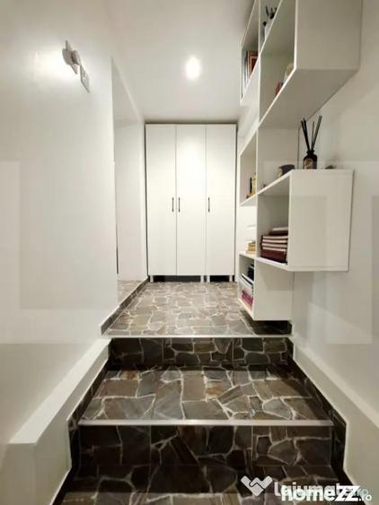 Casă cu 4 camere cu Teren 668 Mp în Central
