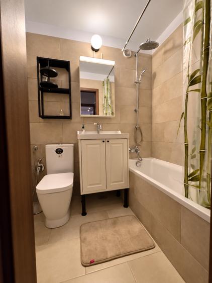 Apartament cu 3 camere semidecomandat, mobilat în Drumul Taberei