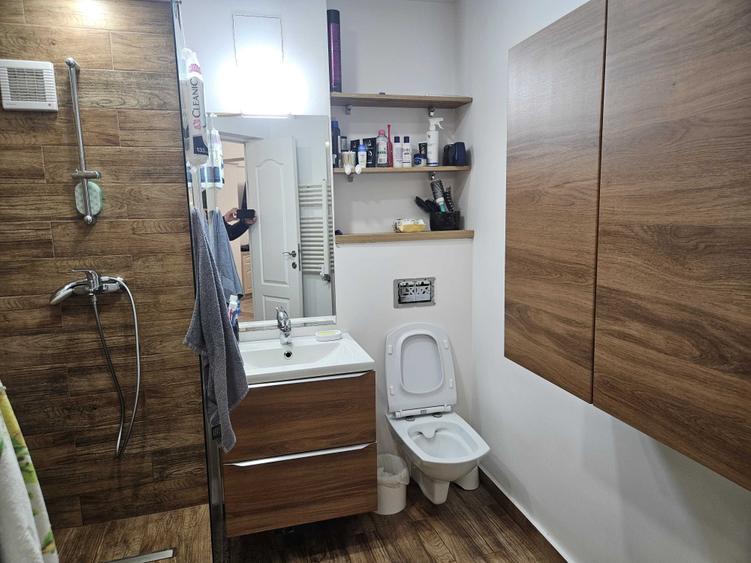Apartament cu 2 camere decomandat în Ultracentral