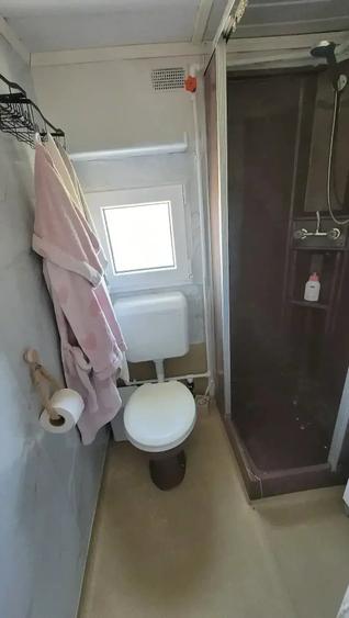 Casă cu Teren 3400 Mp în Checea