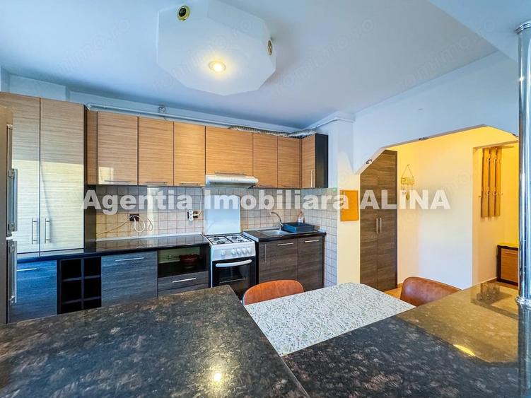 Garsonieră decomandată în Decebal