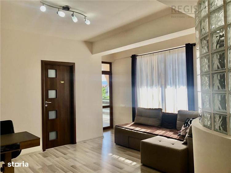Apartament cu 3 camere în Tractorul