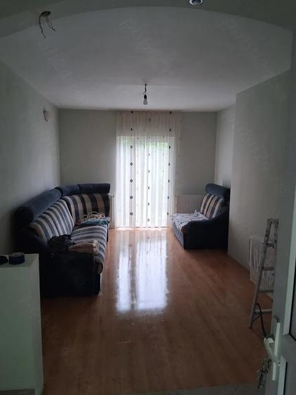 Casă cu 4 camere cu Teren 800 Mp în Posada