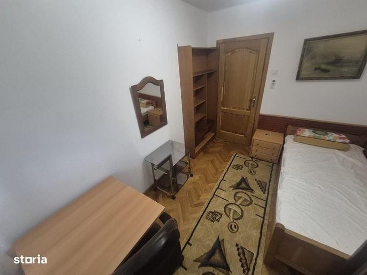 Apartament cu 4 camere decomandat în Ultracentral