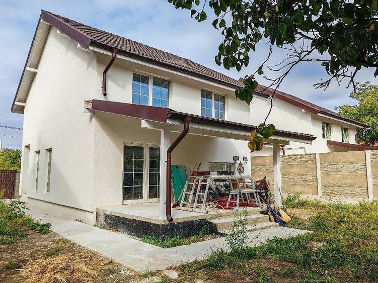 Casă cu Teren 325 Mp în Șag