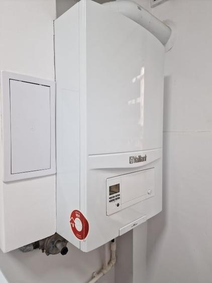 Apartament cu 2 camere decomandat, mobilat în Bistrița Lac