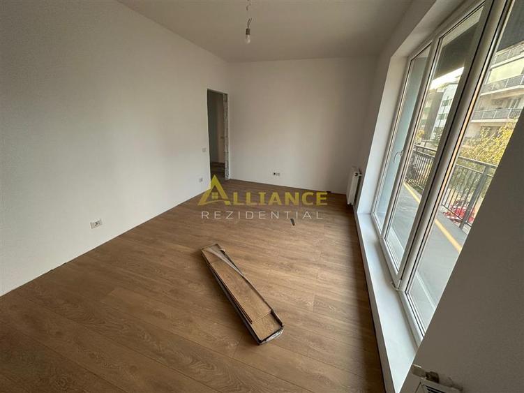 Garsonieră decomandată în Central