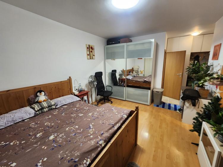 Apartament cu 2 camere decomandat în Titan