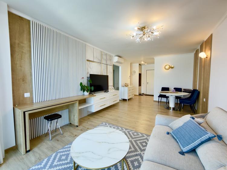 Apartament cu 2 camere semidecomandat, mobilat în Floreasca