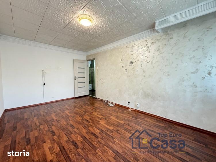 Apartament cu 2 camere decomandat în Central