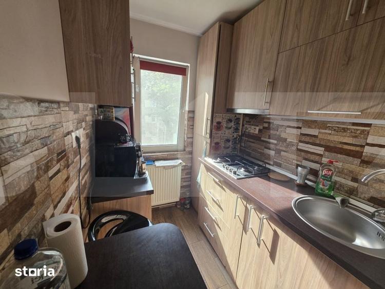 Apartament cu 2 camere semidecomandat în Simeria