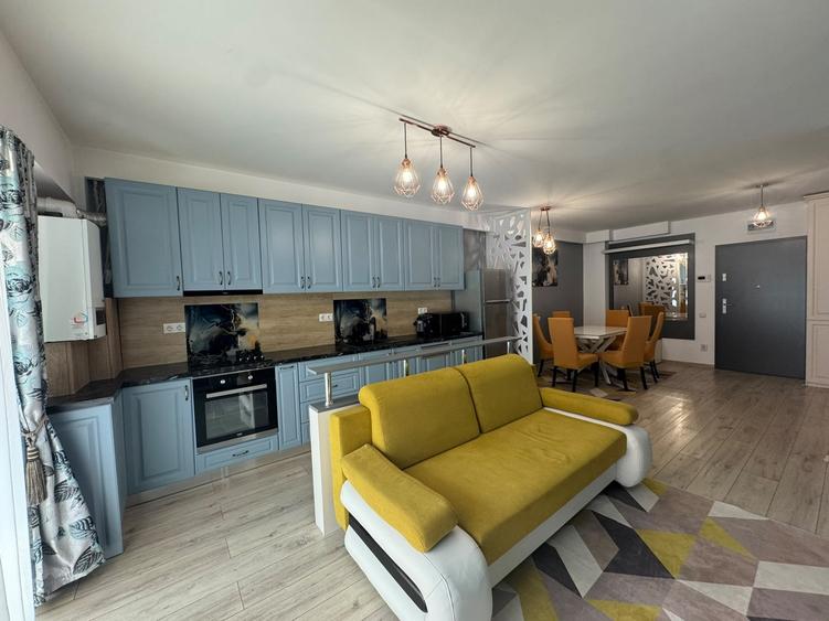 Apartament cu 2 camere semidecomandat, mobilat în Semicentral