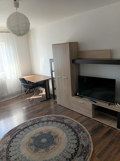 Apartament cu 2 camere decomandat în Exterior Vest