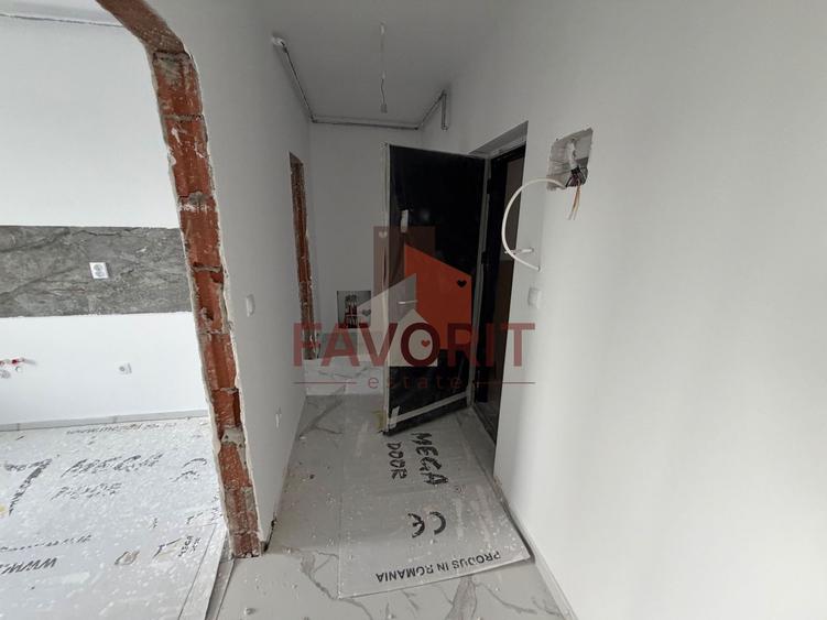 Apartament cu 2 camere semidecomandat în Giroc