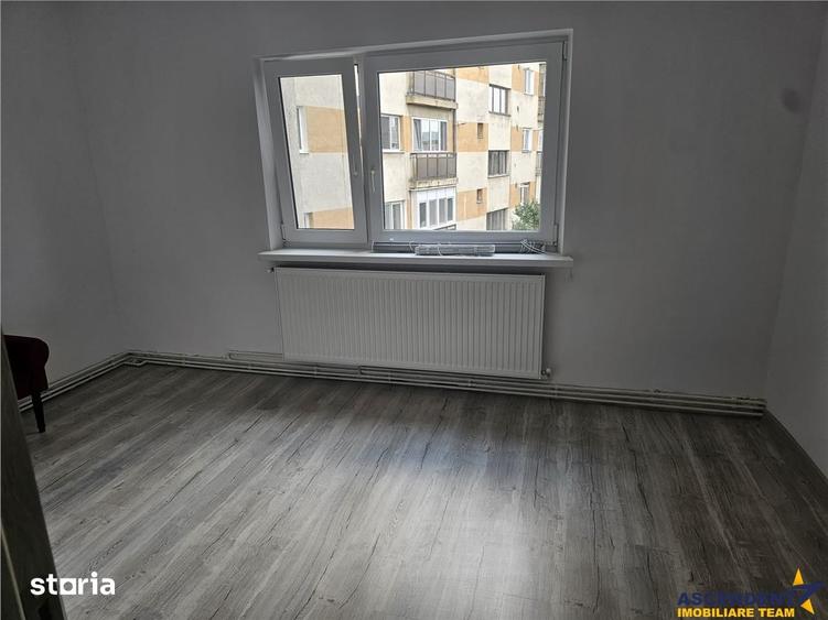 Apartament cu 2 camere în Lenin