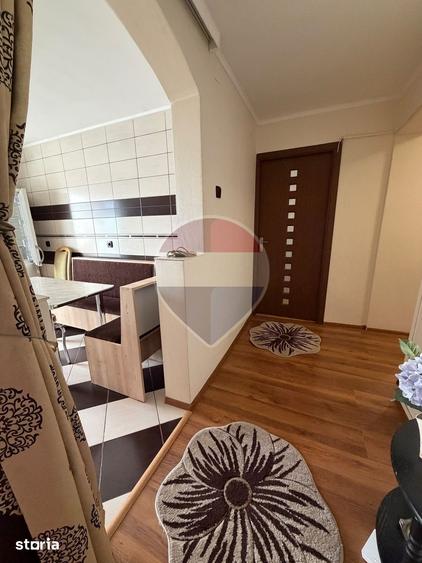 Apartament cu 3 camere în Lăpuș Argeș