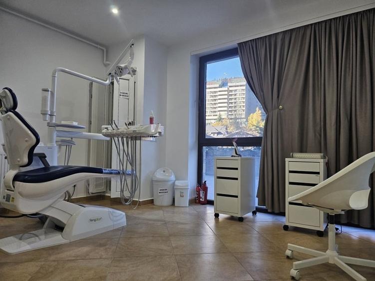 VAND/INCHIRIEZ CABINET STOMATOLOGIE COMPLET DOTAT CU APARATURA IN SINAIA - 1
