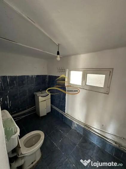 Casă cu 2 camere cu Canalizare în Tache